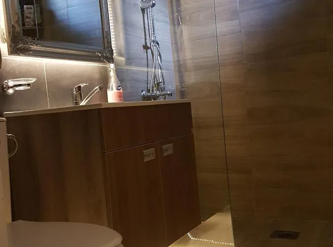 Katanera 2 Apartman *